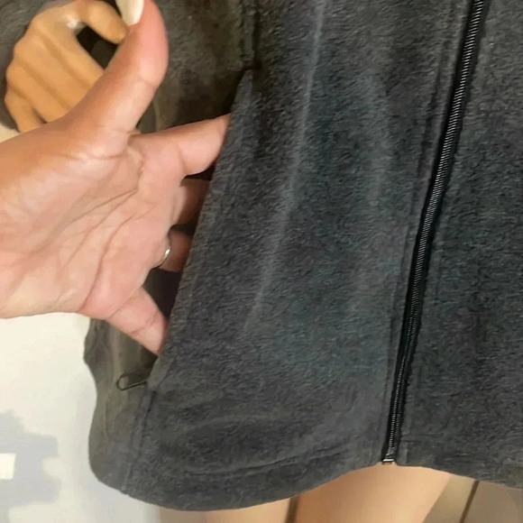 Columbia Full zip gray Sweater size 1X - Picture 6 of 16